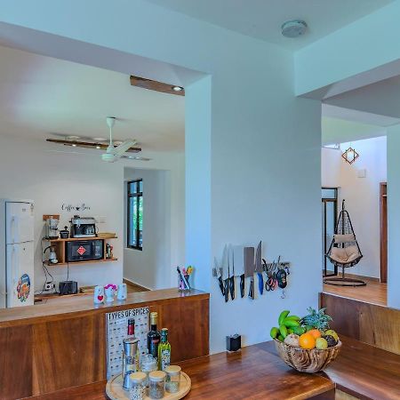Private Backdoor Villa With Big Swimming Pool And Services Of Chef Included Diani Beach Buitenkant foto